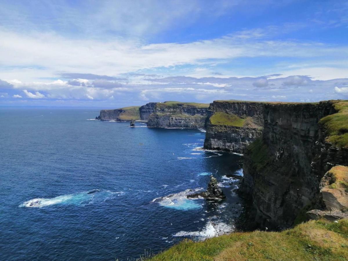 Puffin Rooms Lisdoonvarna Buitenkant foto